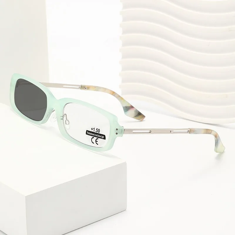 

Unisex New Photochromic Reading Glasses Full Frame Presbyopia Glasses 0 To +4.0 Fashion Eyeglasses for Women