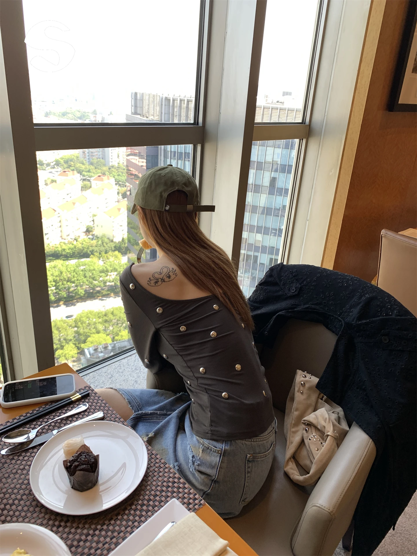 

Корейская футболка Sle Long Sve Bal, женская внутренняя одежда, приталенный базовый топ Campus Ci Walk Par Street Sle Top