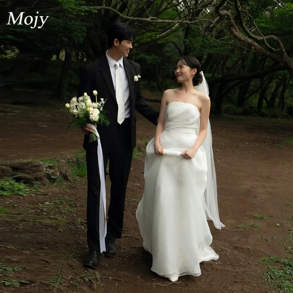 

Mojy Strapless Korea Ruched Ivory Wedding Dresses 웨딩드레스 Sleeveless Corset Customized Pretty Bride Gowns Plus Size