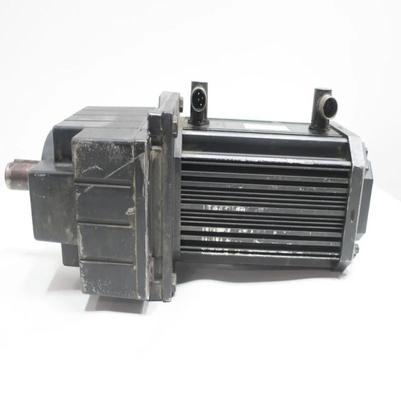 

Новый Оригинальный Мотор GST06-2Y VCR 080 MDSKARS080-22, 3 фазы, 2.3 кВт, 4100 об/мин, 5.4 Нм, 390В-AC, в наличии