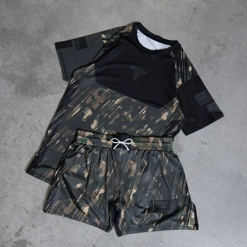 2026  selling fashionable jungle style combat suit, breathable quick drying sports fitness short sleeved shorts, unisex version