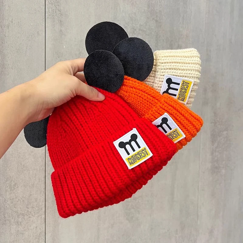 New Disney Big Ears Mickey Knitted Caps Women Keep Warm Minnie Bonnet Hats Girl Cute Cartoon Winter Hats Kids Birthday Xmas Gift