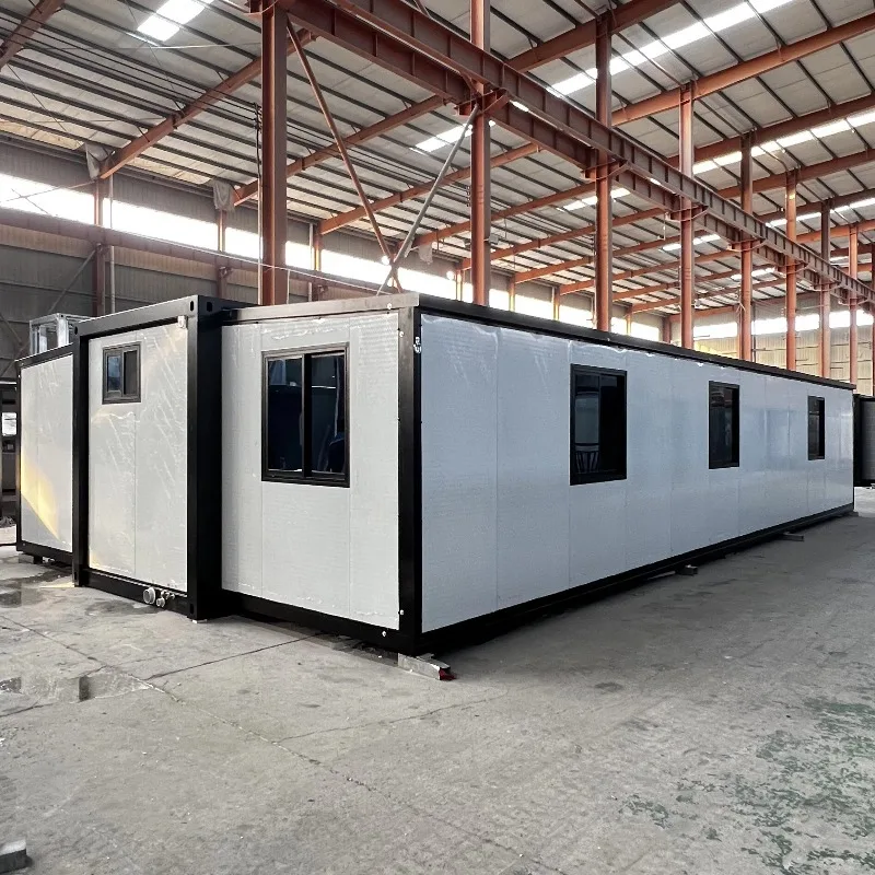 Customizable 40FT Container House Prefabricated 3 Bedroom Tiny Home Detachable Kitchen Bathroom House