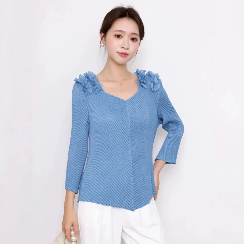 Miyake Pleated Fish Scale Long Sleeve Top with Luxurious Shoulder Flower Design V-Neck Fashionable Versatile Base Shirt Pleat