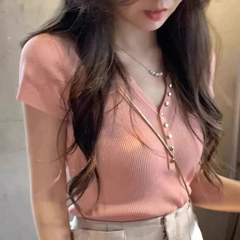 

Korean Fashion New Summer Tops V-neck Short Sleeve Knitted Slim Short Pullover Thin All Match Female T-shirts Clothing 2024