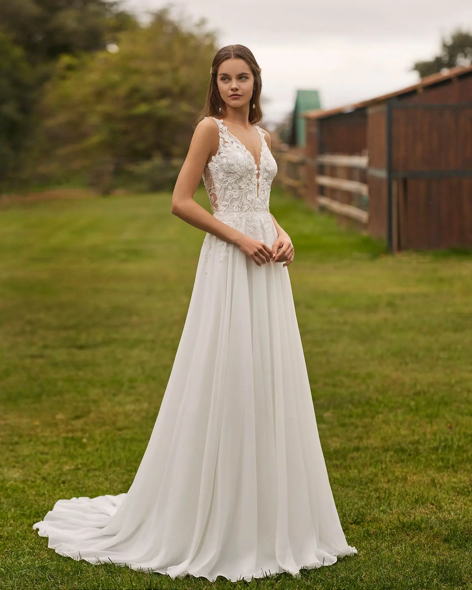 Boho A-lijn trouwjurken V-hals Kant geappliceerde bruidsjurken Chiffon Backledd vestido de novia voor bruiloftsfeest op maat