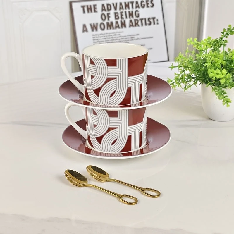 Runway Series Bone China Coffee Cup Saucer Modern Simple Ceramic Cup Home Gift Recommendation