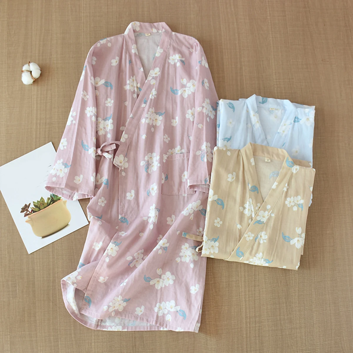 Japanese kimono women\'s bathrobe long sleeved nightgown summer and autumn cute sweat steaming hot spring pure cotton pajamas