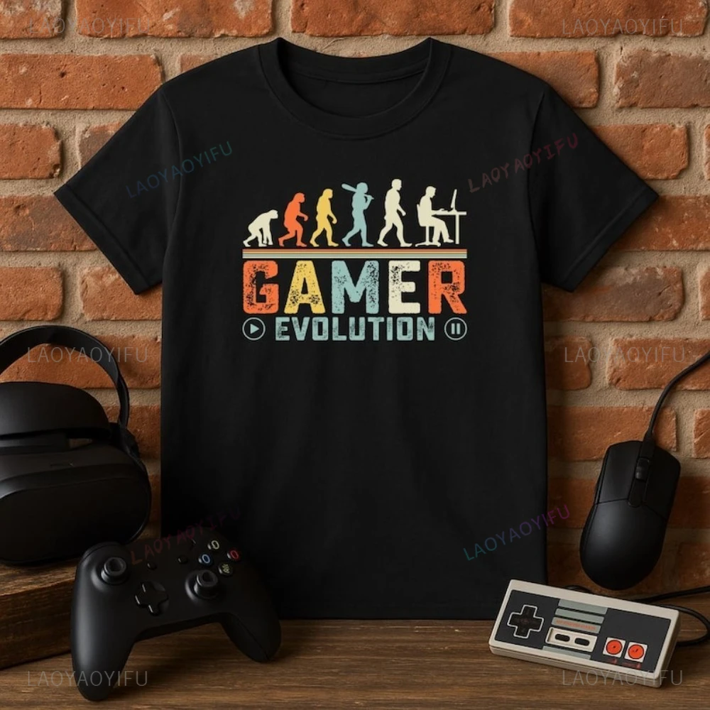 Retro Gaming Gift Ideas - T-shirt Gamer Evolution T-shirt grafica per