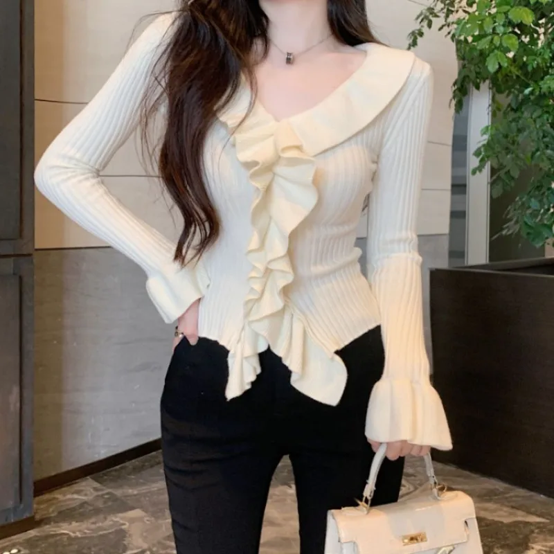 Ezgaga Knitted Sweater Women French Style Ruffles Basic V Neck Flare Long Sleeve Slim Stretch Sexy Elegant Pullover Female Tops