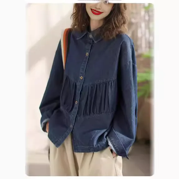 Wiosenna moda damska: luźna, wyszczuplająca koszula dżinsowa z czystej bawełny, z falbanką przy kołnierzyku, patchworkowa, artystyczna i w stylu retro.