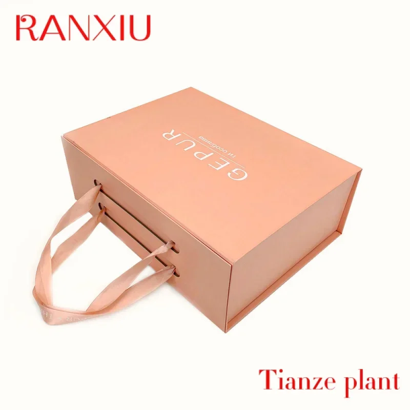 Boîte en papier pliante personnalisée, coffrets cadeaux magnétiques de luxe avec poignée en ruban pour les petites entreprises