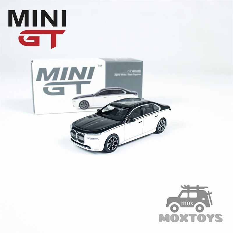 

MINI GT 1:64 i7 xDrive60 Alpine White / Black Sapphire Diecast Model Car