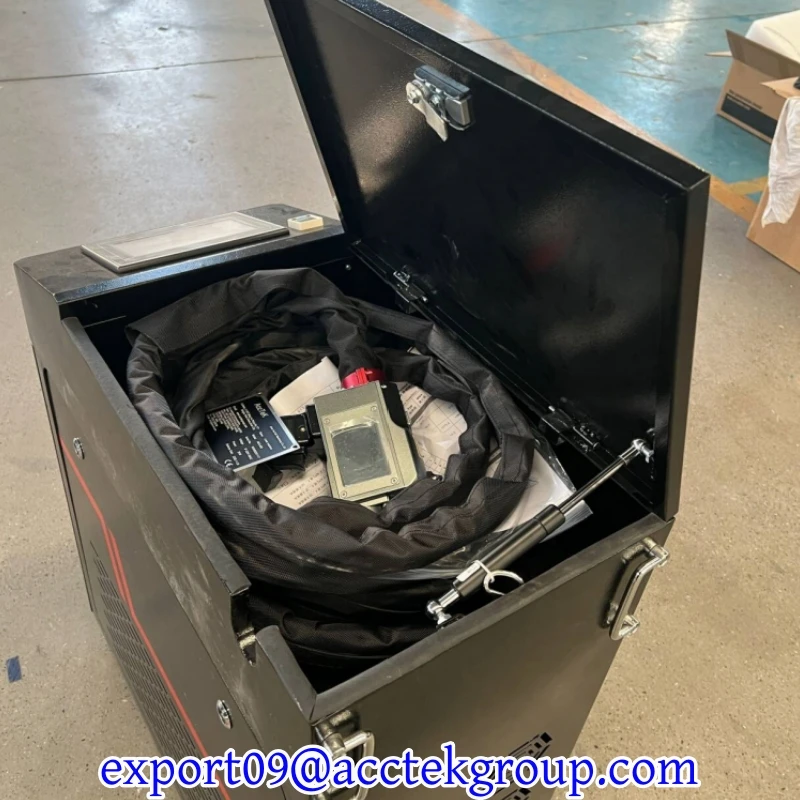 2026 أدوات تجريد الكتابة على الجدران بالليزر المحمولة فعالة من حيث التكلفة 200 واط 500 واط طلاء الطلاء مزيل أدوات تنظيف التماس #1