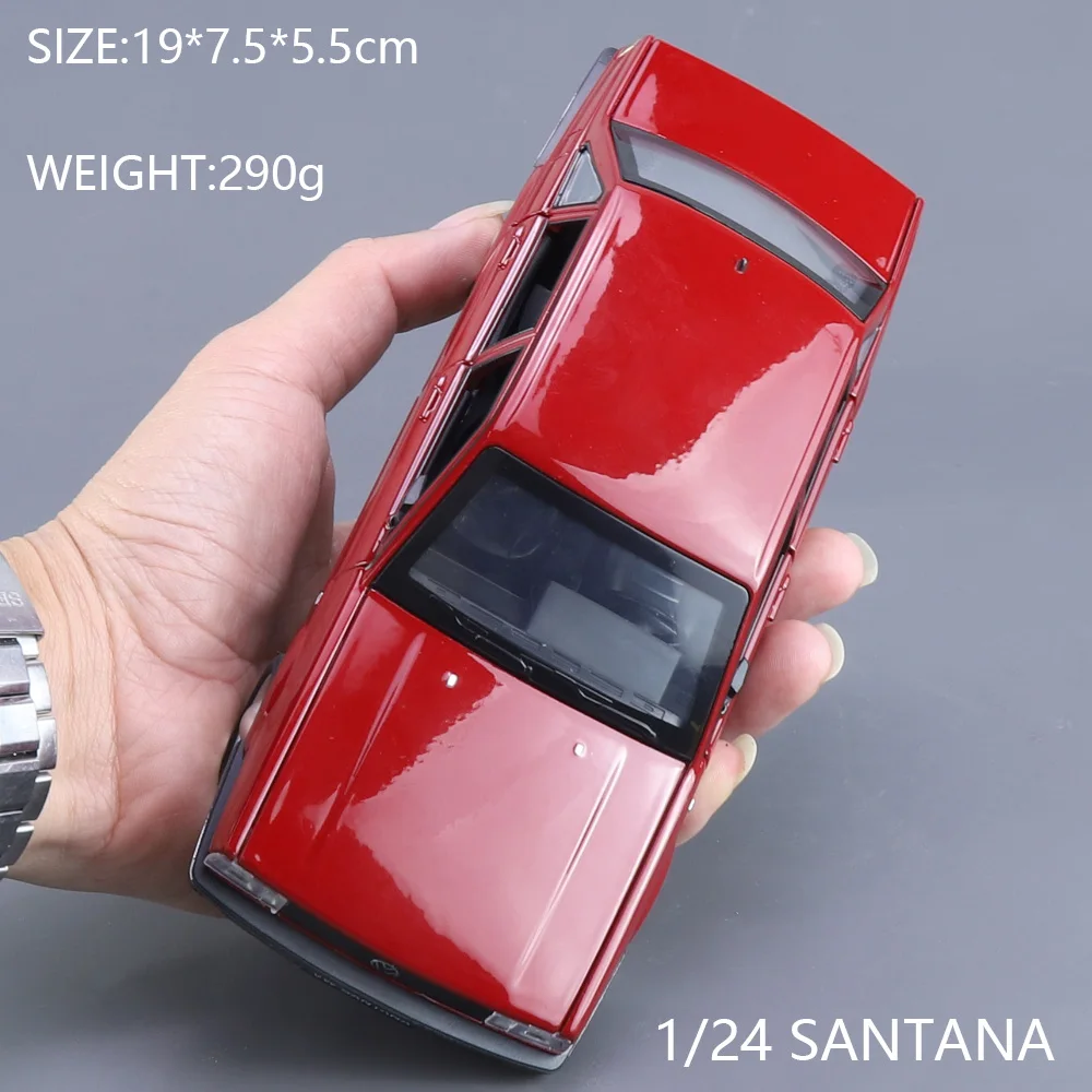 1:24 Santana Alloy Model Saloon Car Diecasts Metal Vehicle Toys For Children Boys Sound and Light One piece Pull Back Hot Wheels