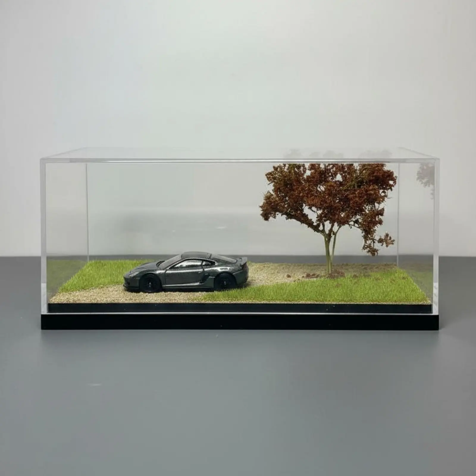 Масштабная модель автомобиля 1:64: реалистичная миниатюрная сцена парковки, акриловый пылезащитный демонстрационный бокс для одной модели