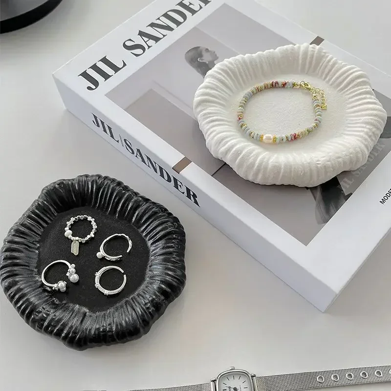 Ceramics Irregular Textured Jewelry Tray Minimalist Decorative Organizer Trinket Dish for Rings Necklaces Home Vanity Decorative