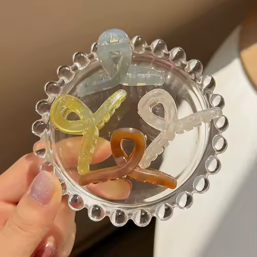4.5cm Mini Cute Claw Clip Small Girl Hair Claw Semi Transparent Bangs Side Clip Small Shark Clip Women's Hair Apparel Accessory - Image 5