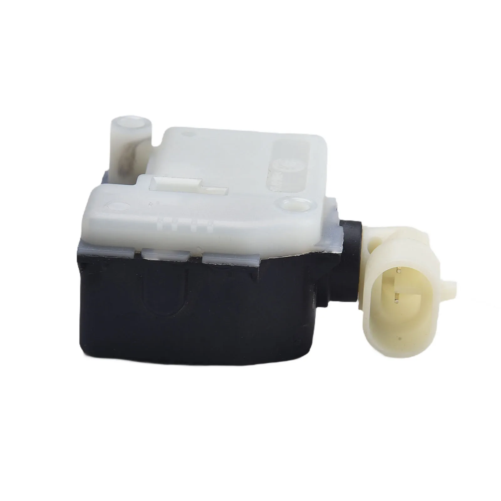 Upgrade Your Vehicle's Charging capabilities with Fuel Flap Locking Motor For Chevrolet Orlando & For Vauxhall MOKKA