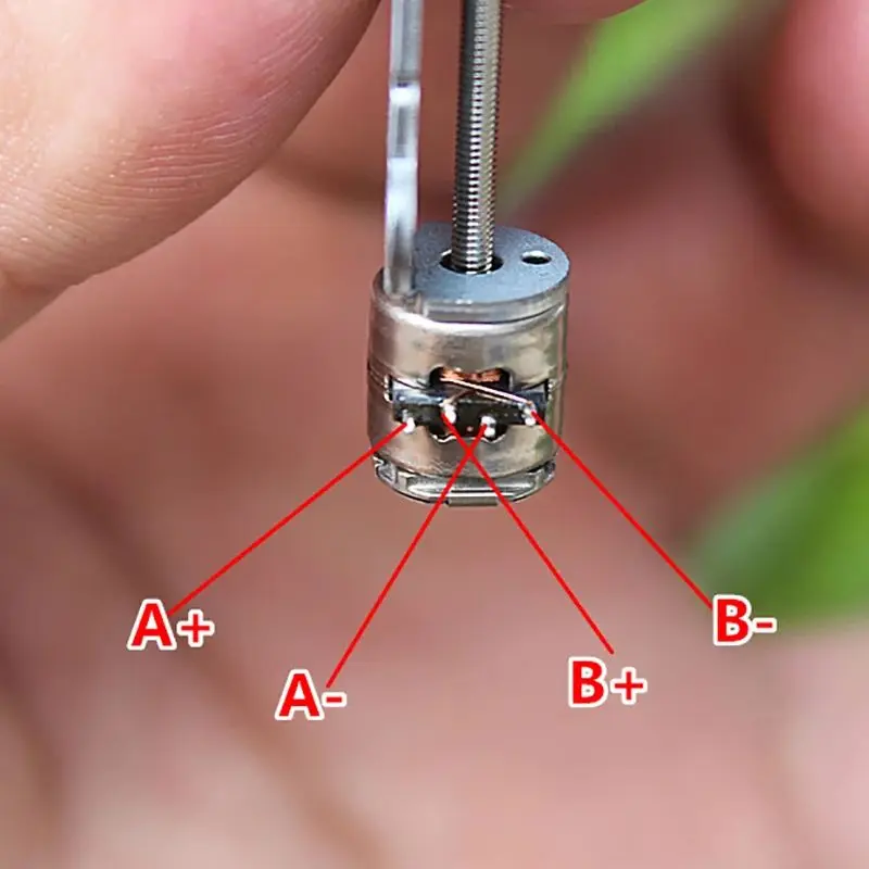 Micro motore passo-passo da 8mm 2 fasi 4 fili Micro passo-passo motore passo-passo vite di scorrimento in metallo, resistenza di fase 40 ohm 2