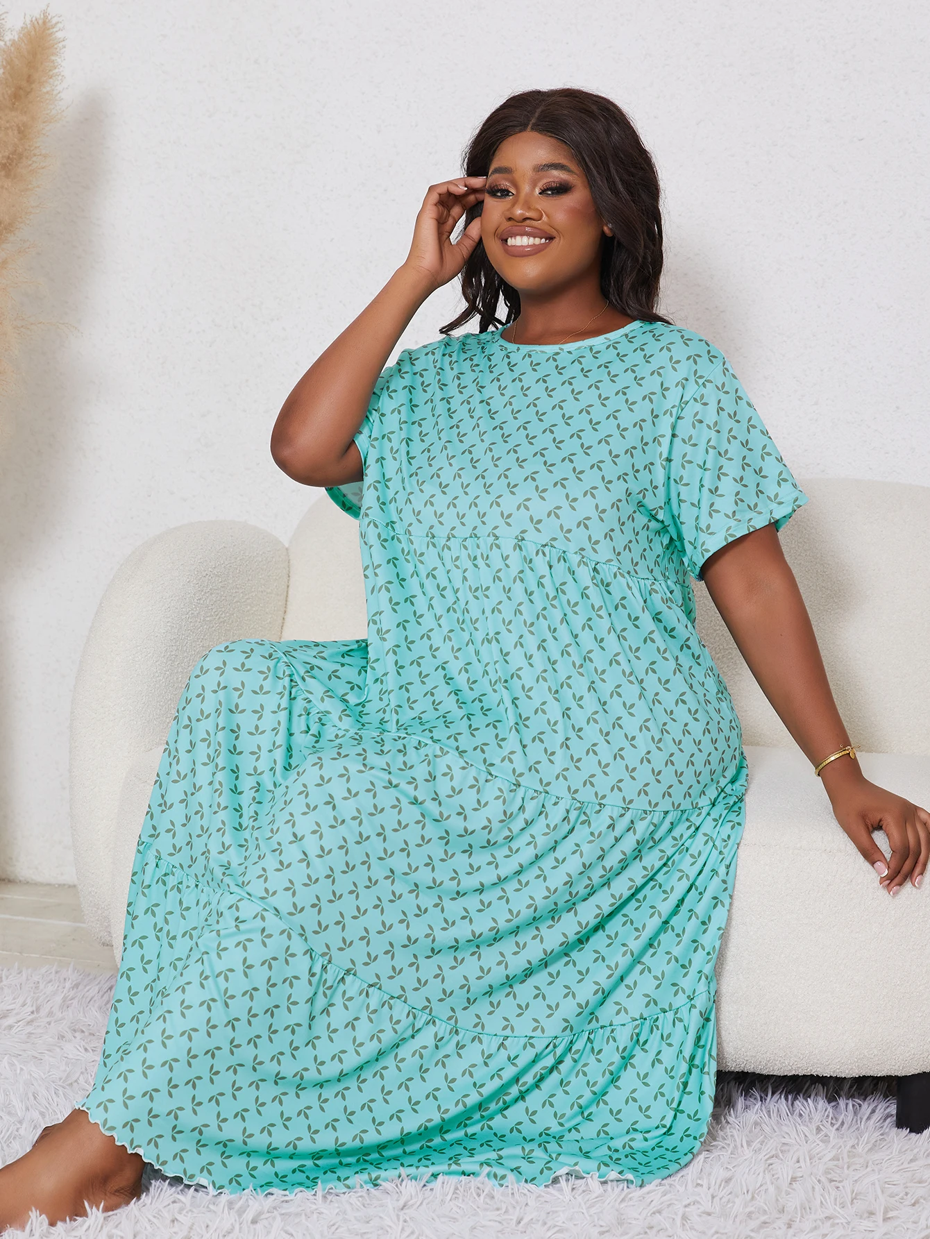 Summer fresh and cute printed short sleeved long oversized women\'s pajamas pajamas and home clothes