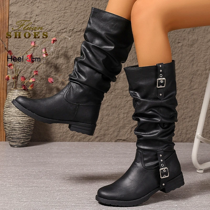 

Новые модные весенне-осенние черные плиссированные женские сапоги-ботфорты на толстом каблуке с круглым носком и пряжкой, высокие сапоги до колена