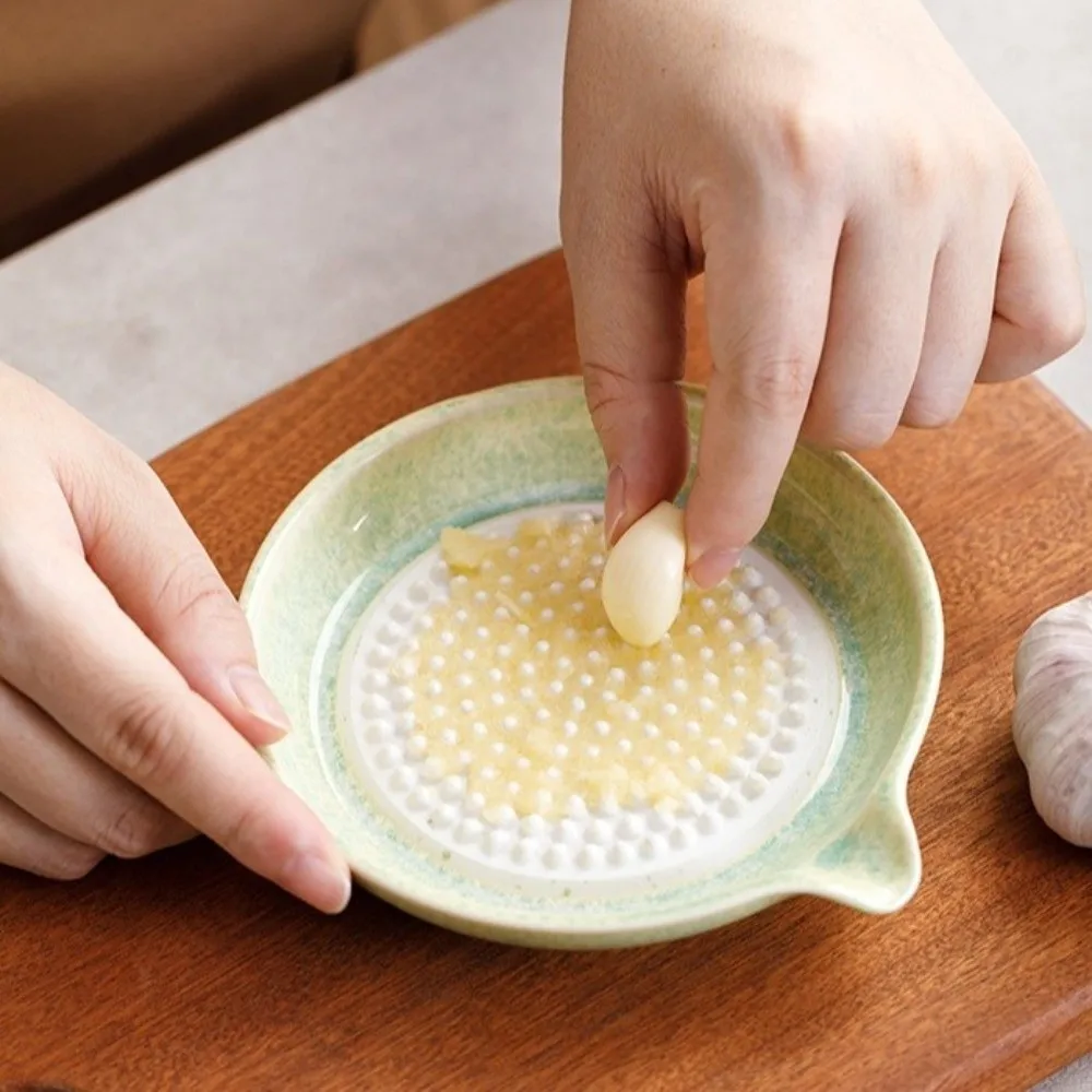 Manual Ceramic Garlic Grater Handheld 2-in-1 Fruit Vegetable Puree Grinder Smooth Tool Gradient Glaze Garlic Paste Maker
