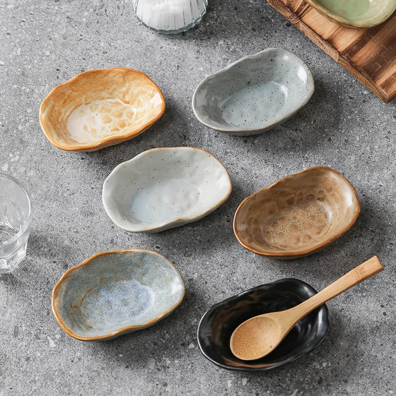 

Japanese Style Vintage Ceramic Irregular Small Dish Shellfish Pot Japanese Snack Sauce Dipping Sauce Oyster Dish Coarse Pottery