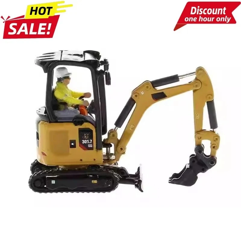 

1:50 Compact Excavator Diecast Model for CAT 301.7 CR With Attachment Alloy Construction Vehicle Collection 85597