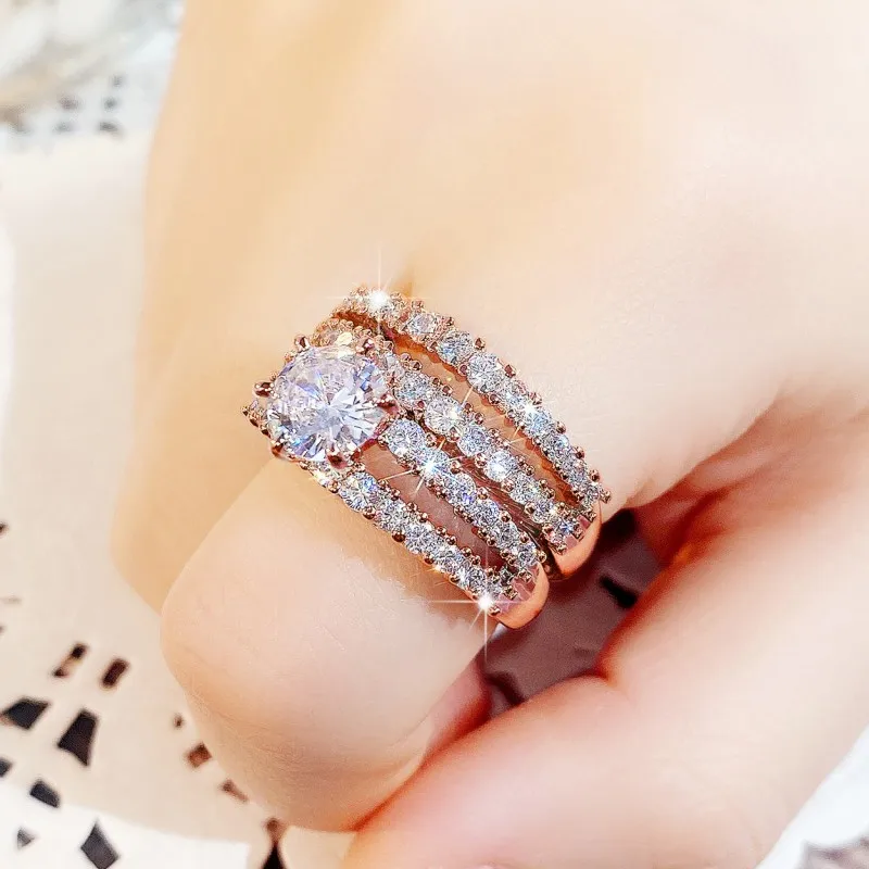 Huitan Trendy Hohl Set Ringe Voll Bling Iced Out CZ Stein Luxus Frauen Hochzeit Verlobung Ringe 2Pcs Set Schmuck drop Shipping – Detail 12