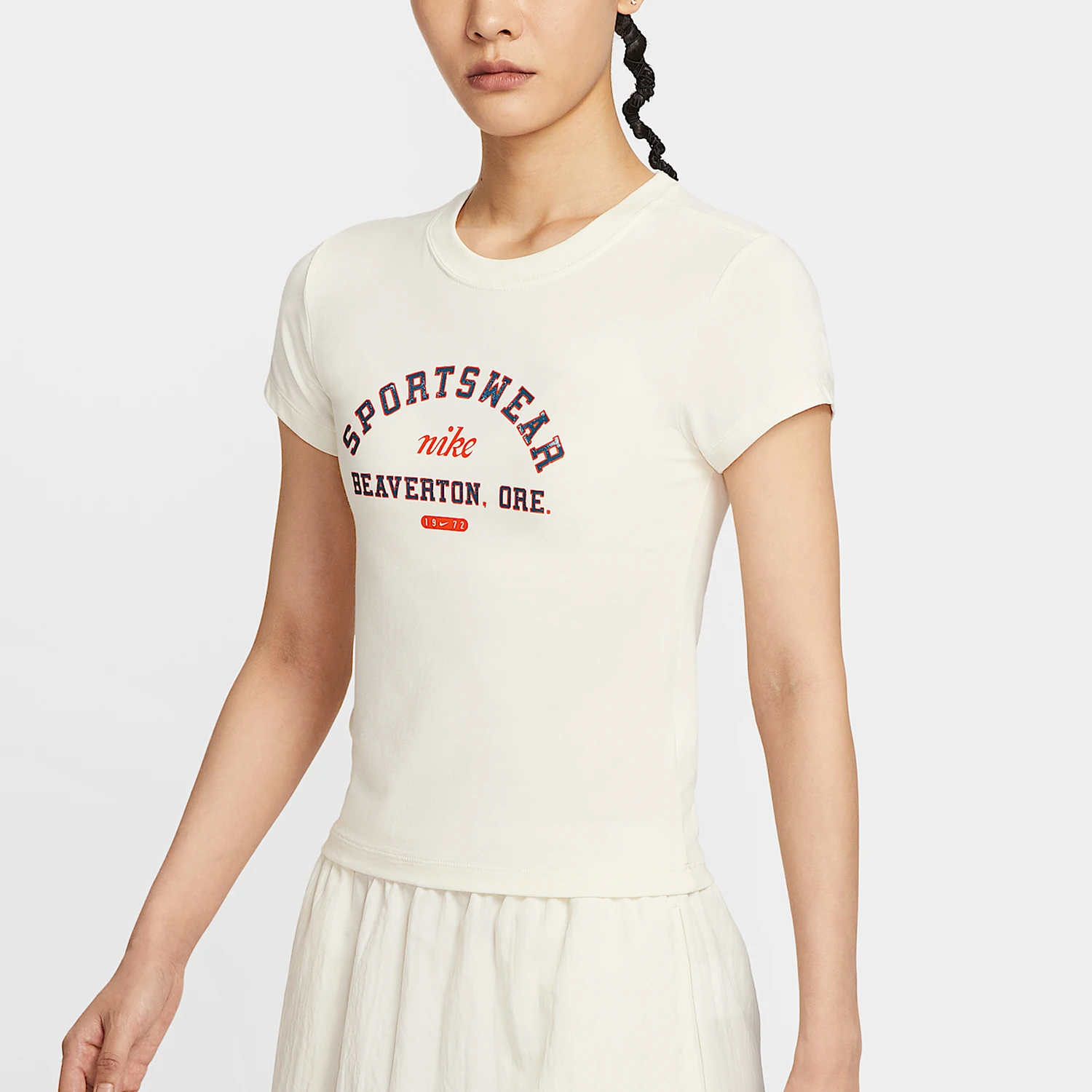 

Nike genuine Sportswear Womens Breathable Round Neck Printed Short Sleeve HV4975-110