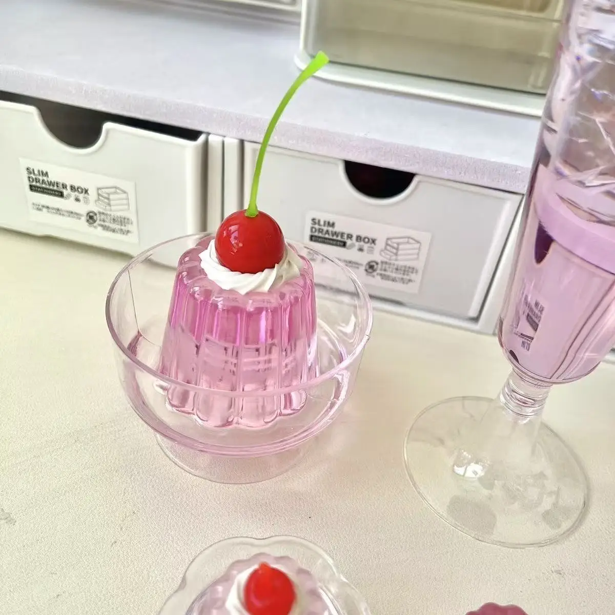 الأرجواني شوا نمط الشاي الحلي زهر الكرز القديم الصودا هلام مفتاح سلسلة الغراء المنتج النهائي 2D صور الدعائم أكل وادي