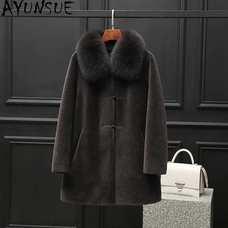معطف صوف 100% من AYUNSUE للنساء 2025 سترة شيرلينغ من الأغنام الحقيقية بياقة من فرو الثعلب ملابس شتوية للسيدات من الفرو المركب palzt Жengarško