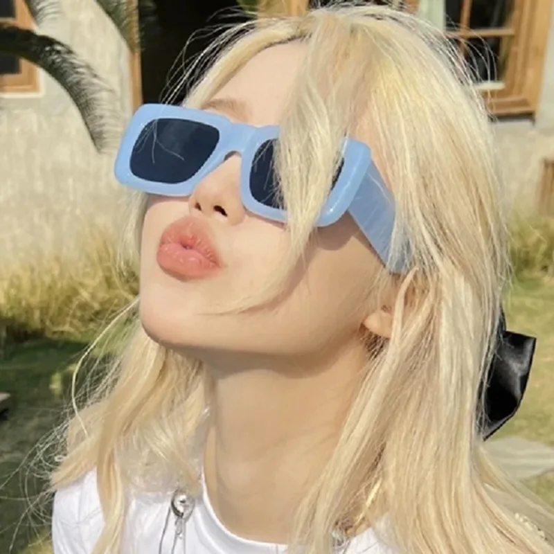 

Fashion square blue sunglasses 2024 New Women's Trend Street fashion sunglasses personalised styling glasses Outdoor Excursion