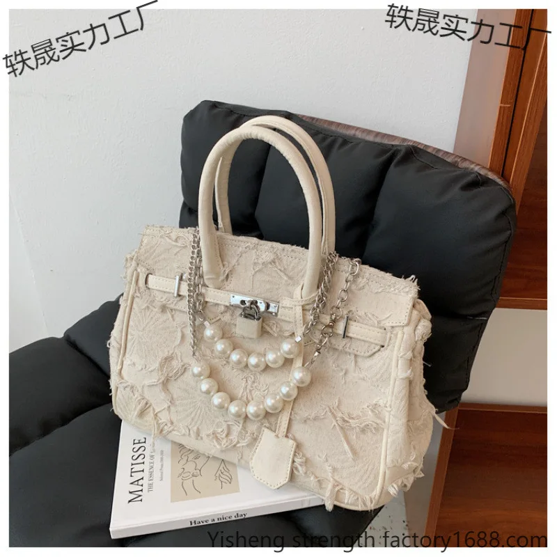 

2026 Women's Denim Tote Bag, Retro Vintage Shoulder Crossbody Purse, Distressed Boho Chic Handbag with Pearl Chain Strap