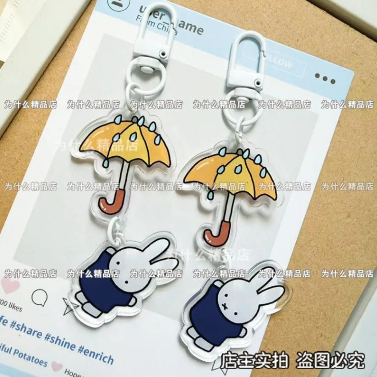 Kawaii Miffy Keychain Cute Acrylic Keychain Miffy Rabbit School Bag Hanger Gift for Best Friends or Romantic Couple