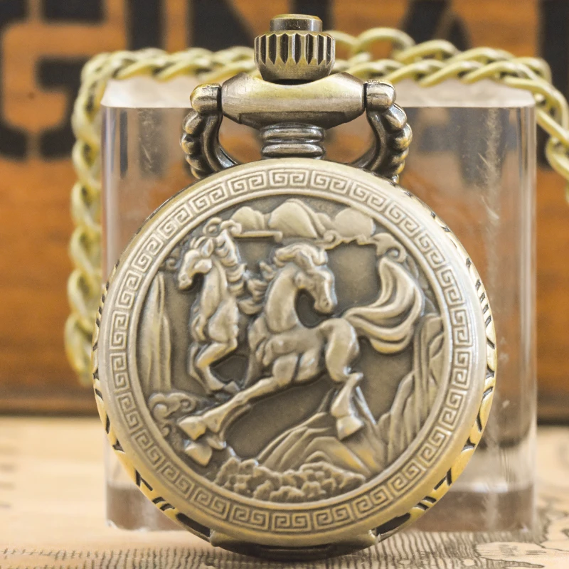 Small Vintage Bronze Steampunk Steed Carved Trumpet Quartz Pocket Watch Necklace Pendant Clock Chain Men Women Chain Gift
