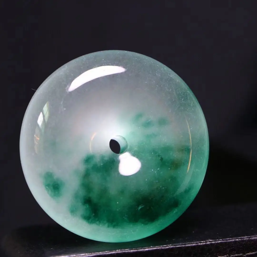 

Dulong jade pendant, classic safety buckle color floating green flower pendant.