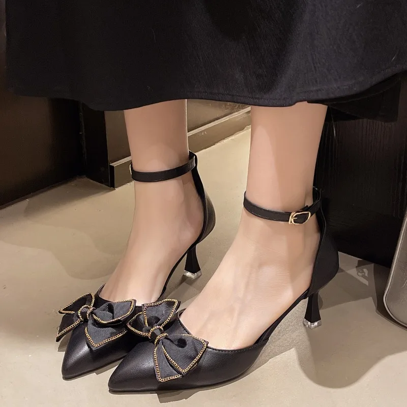 2025 New Summer Baotou Soft Sole Sandals Women's Kitten Heel One Buckle Bow Hollow High Heels