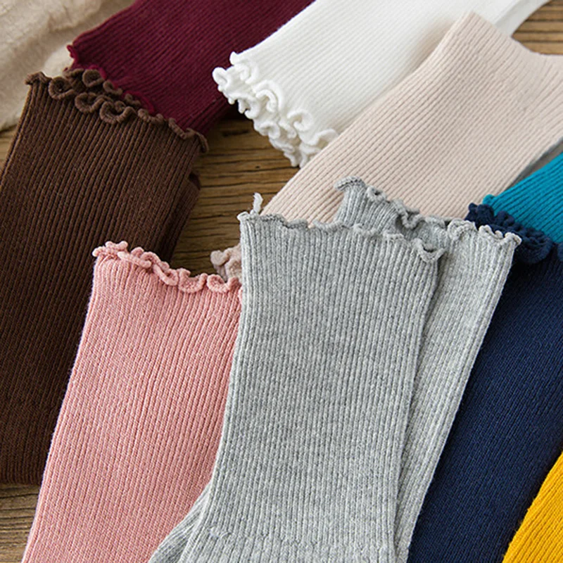 

Women Kawaii Frily Ruffle Socks Harajuku Retro Streetwear Breathable Cotton Girls Japanese Kawaii Cute Black White Ankle Socks