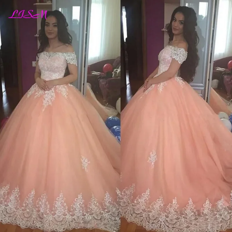 

Sweet 16 Quinceanera Платья с открытыми плечами Кружевная аппликация Пышный корсет сзади Бальное платье Принцесса 15-летние платья для выпускного вечера для девочек