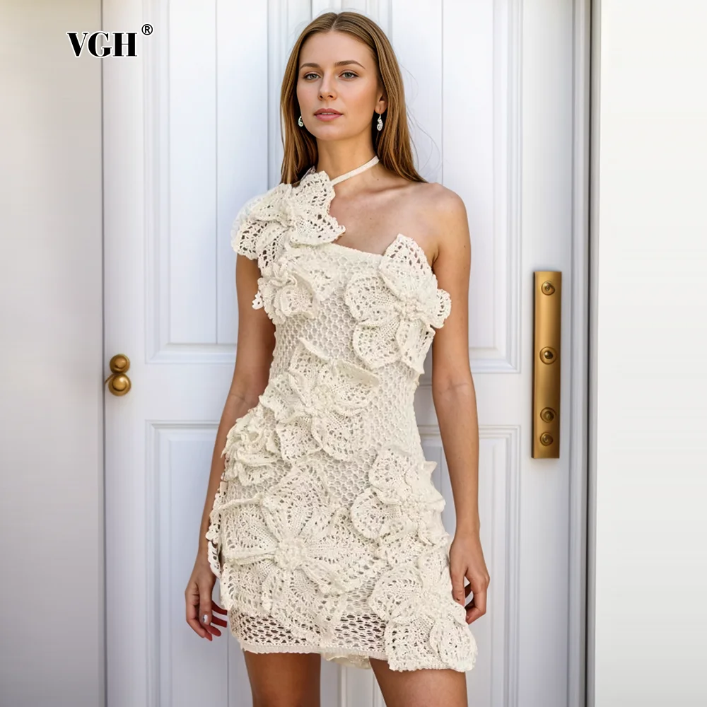 

VGH Hollow Out Spliced Appliques Sexy Dresses For Women Halter Sleeveless Backless High Waist Slimming Bodycon Dress Female New