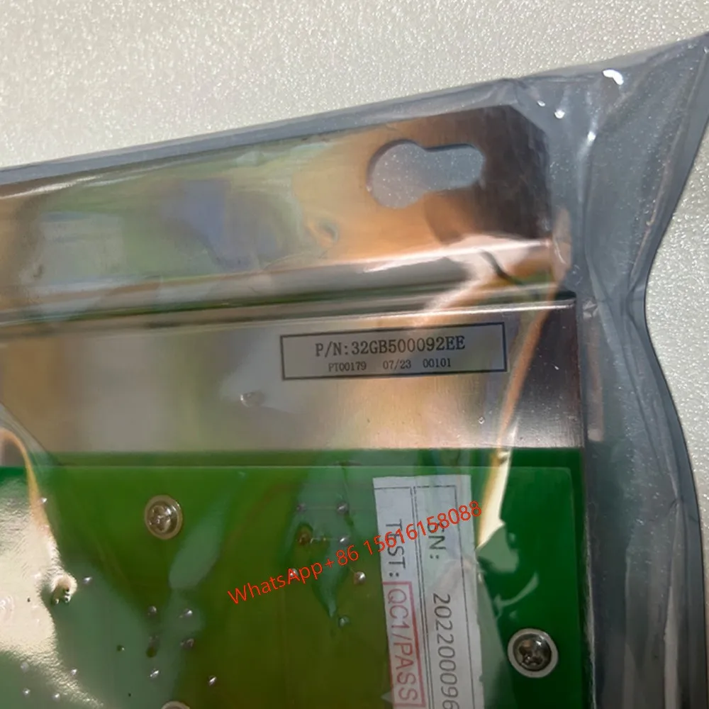 チラー冷凍機コンプレッサー交換部品 タッチスクリーン 32GB500092EE キャリアディスプレイモジュール