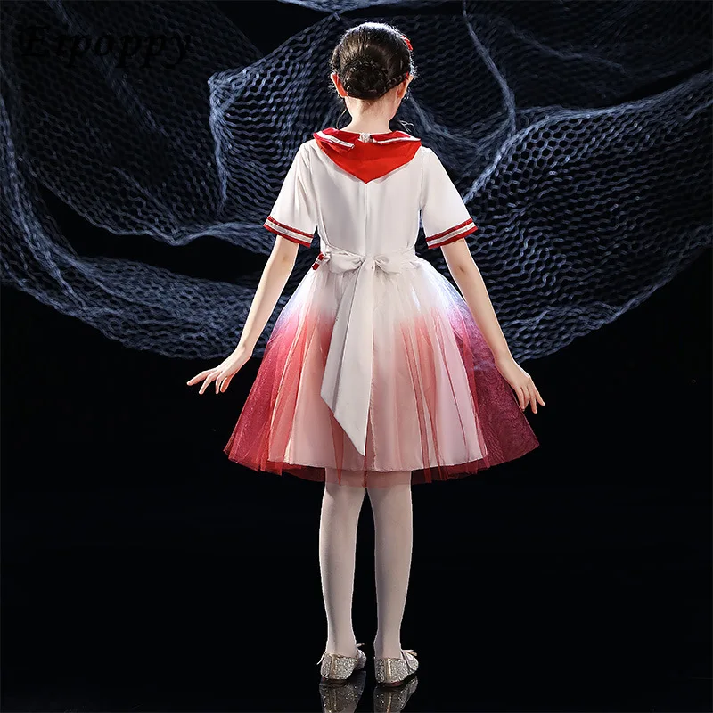 فستان زي الأداء المسرحي