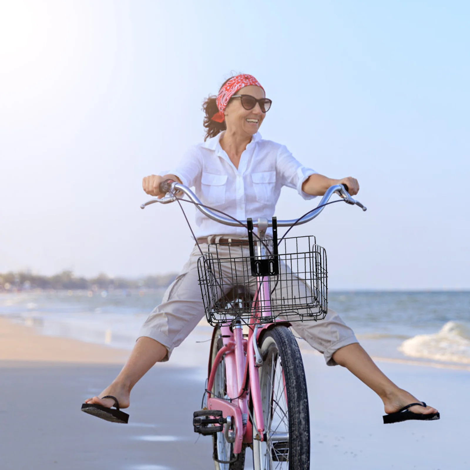 

Metal Bike Basket Front Hanging Design Fast Release Ideal for Cycling Small Item Storage Durable Bike Basket