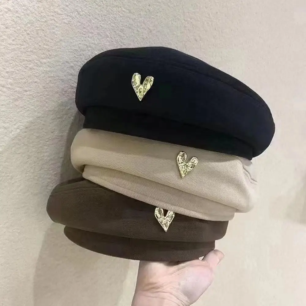 المرأة الفرنسية الفن المرأة القبعات الخريف الشتاء الدافئة قبعة صغيرة الحب القلب تصميم الرسام الفنان قبعة اليومية السيدات قبعة البيريه