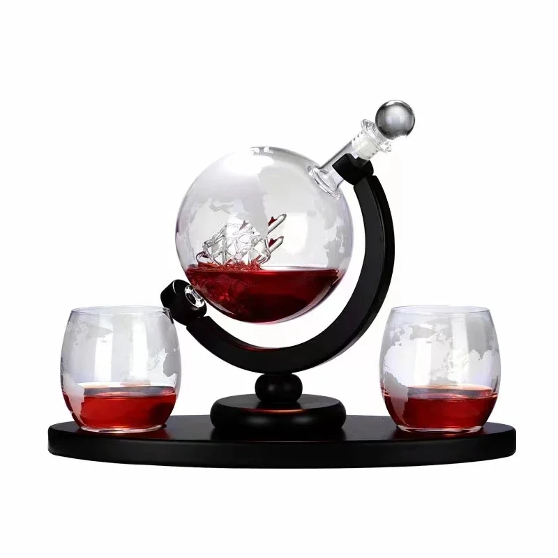 

Thickened globe shaped glass decanter red bottle dispenser household jug transparent glass bottle glass