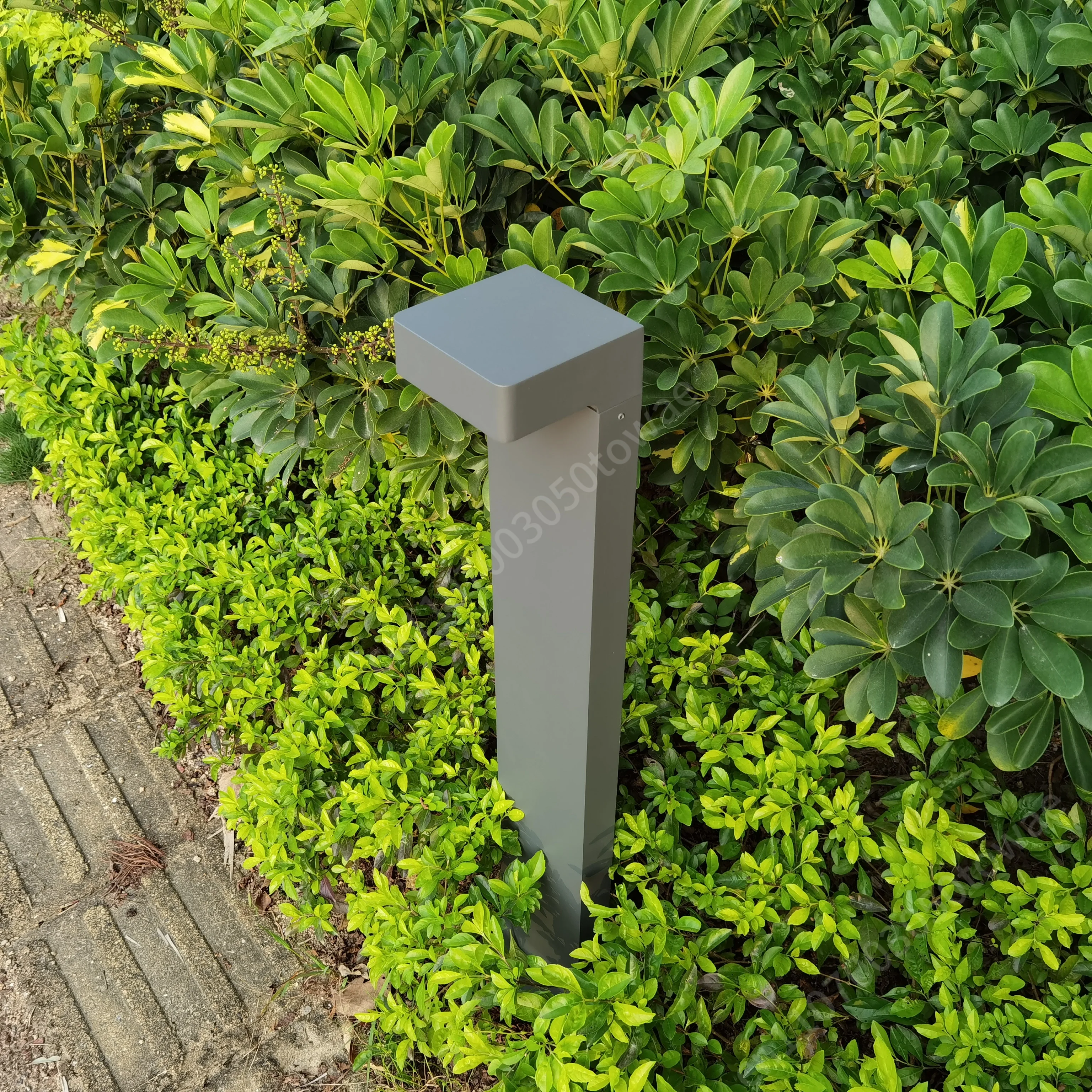 Outdoor New Design Creative Modern Garden Decoration Garden Garden Outdoor COB Lawn Lamp DHK-9087