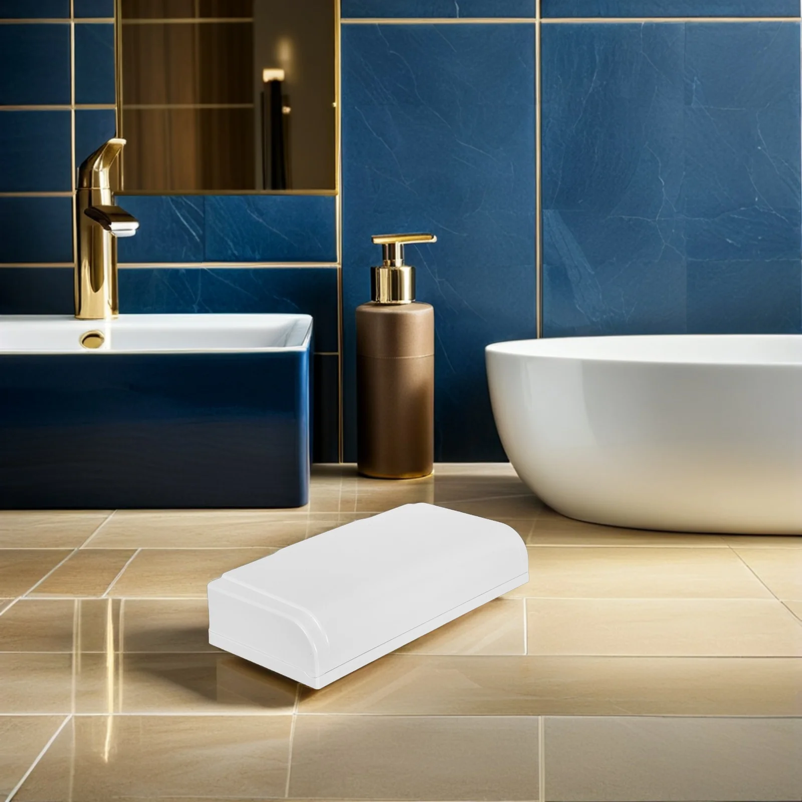 

4-Gang Waterproof Socket Box Adhesive Plug Cover For Bathroom Kitchen Weatherproof Electrical Outlet Protection - Self