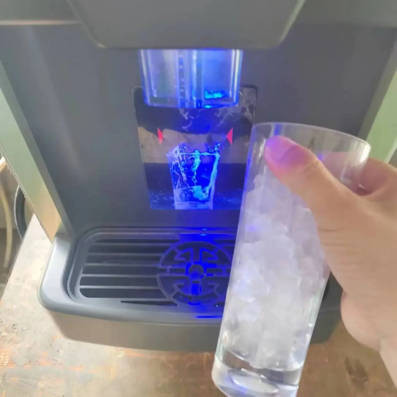 ICW-80 Whole Sale Drinking Water Automatic Dispenser For Hotel Restaurant Commercial Use Factory Price